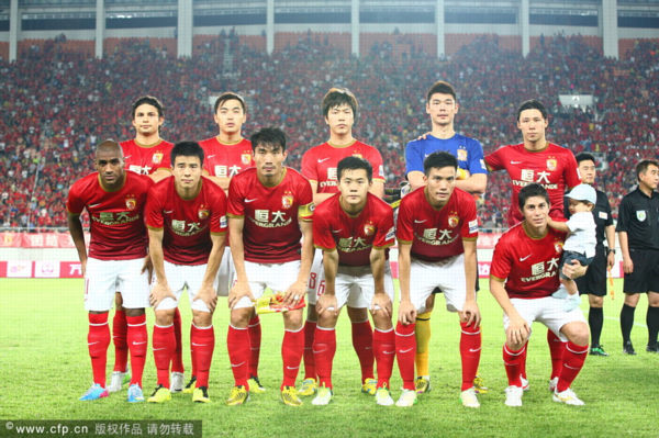 记者：莱比锡预计将接受纽卡对谢什科的9000万欧报价