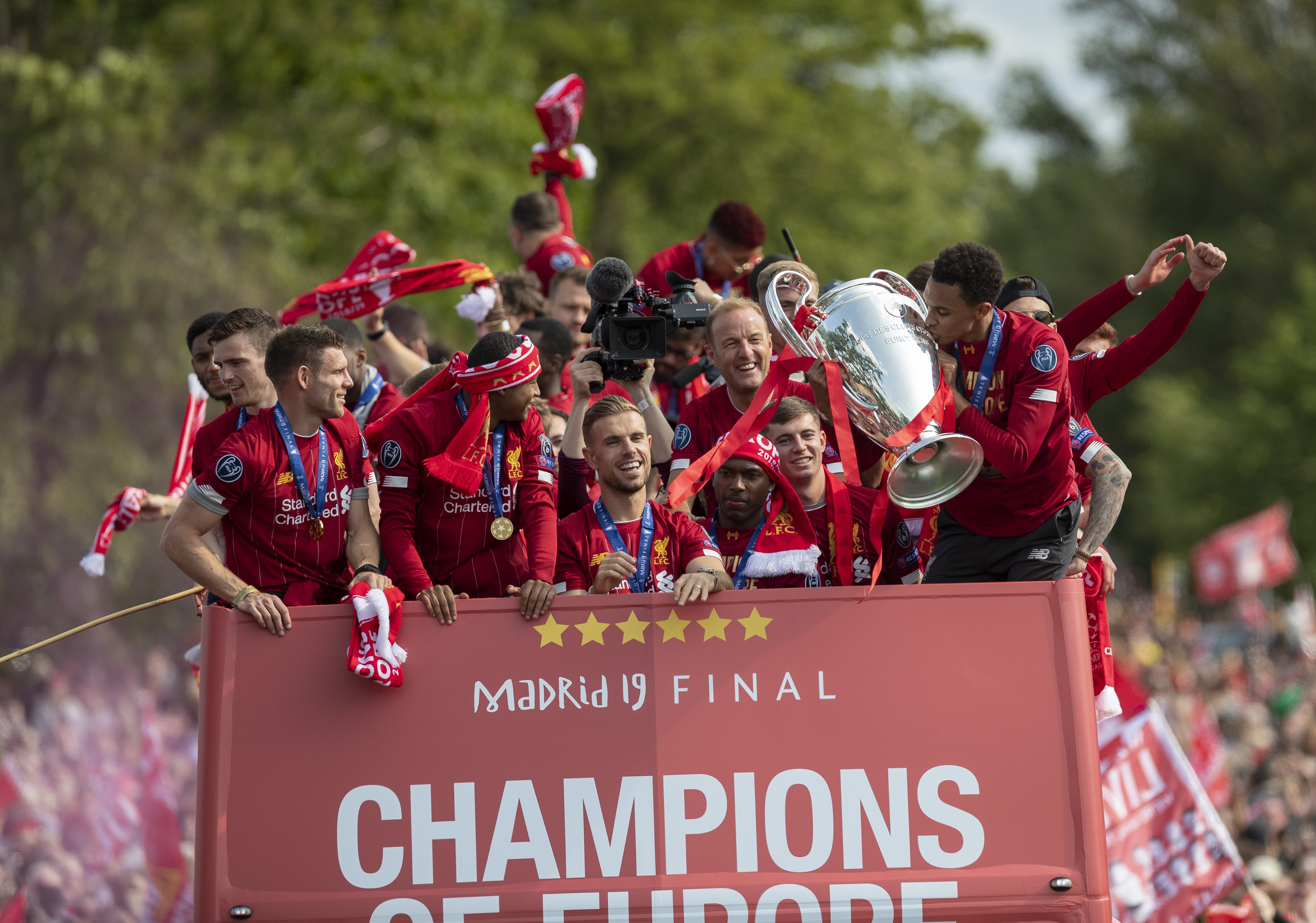 意大利杯半场：巴希奇远射造险，拉齐奥暂0-0AC米兰