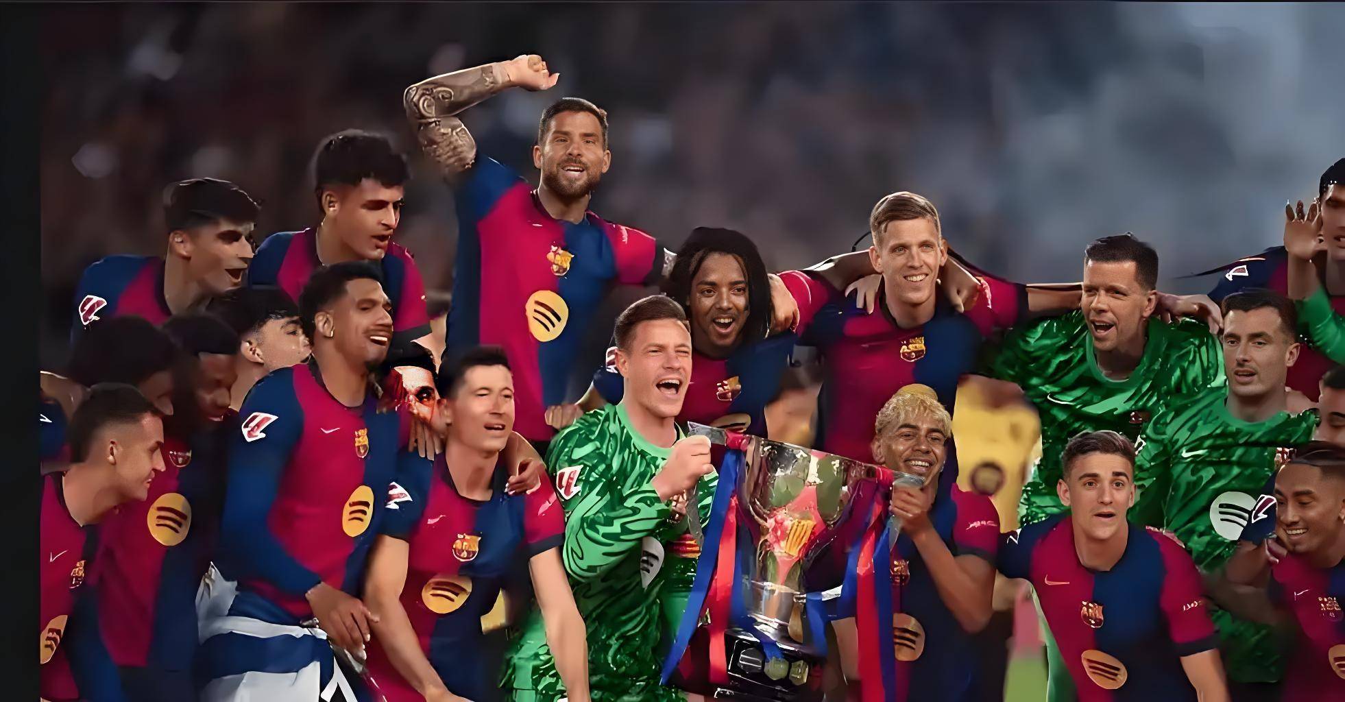 球迷：这人能飞吧？