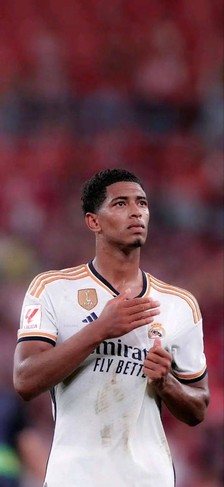 意媒：小法以后留在意甲可能性不大，大概率会前往巴萨或曼城