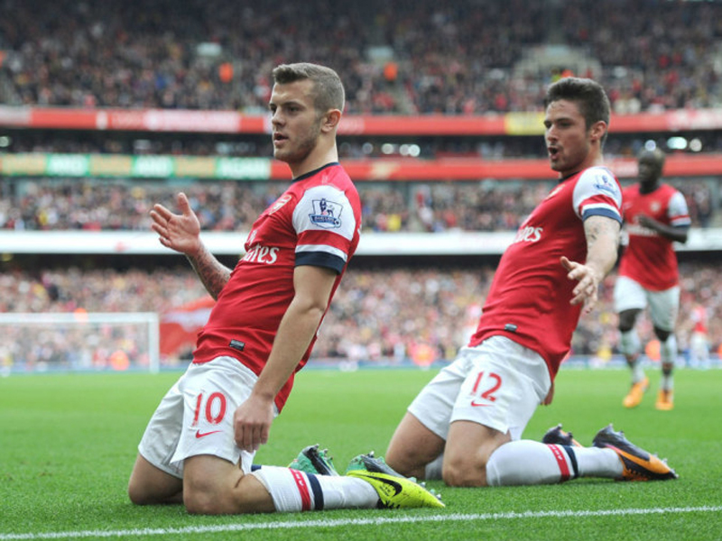 英超战报：埃基蒂克双响，田中碧绝平，利兹联3-3利物浦