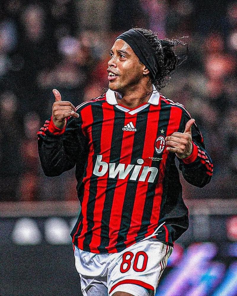 曼城封闭热身赛1-0击败普雷斯顿，里科-刘易斯打入制胜球