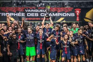 曼联欧联杯客场险胜，积分榜形势紧张