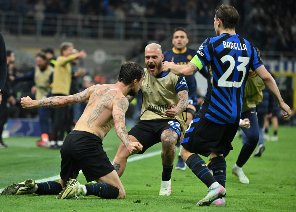 西媒：拉菲尼亚成巴萨非卖品，本赛季欲率队夺欧冠+世界杯